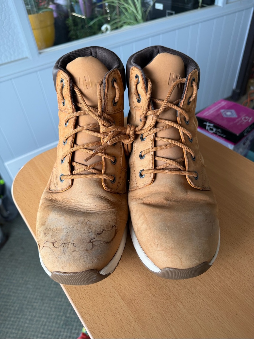 Helly Hansen Bowstring Primaloft Boots - Picture 2 of 7